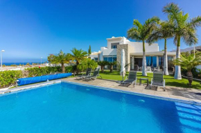 Отель Villa Eleonora, Luxury Villa with Heated Pool Ocean View in Adeje, Tenerife  Адехе